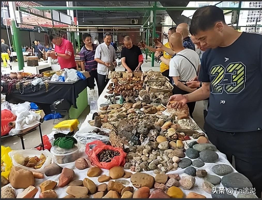 奇石自然价格怎么算_自然奇石价格_奇石报价天价